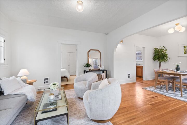 Property Photo: 4803 N Adams St WA 99203