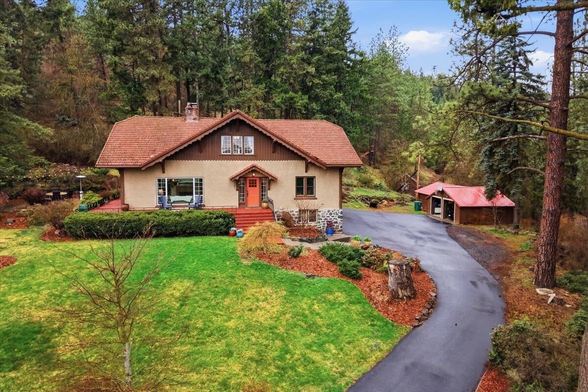 Property Photo:  9227 N Mountain View Ln  WA 99218 