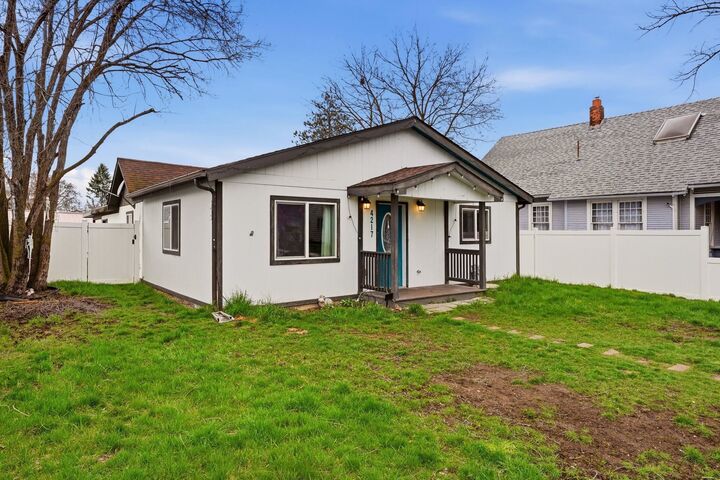 Property Photo: 4217 N Madison St WA 99205