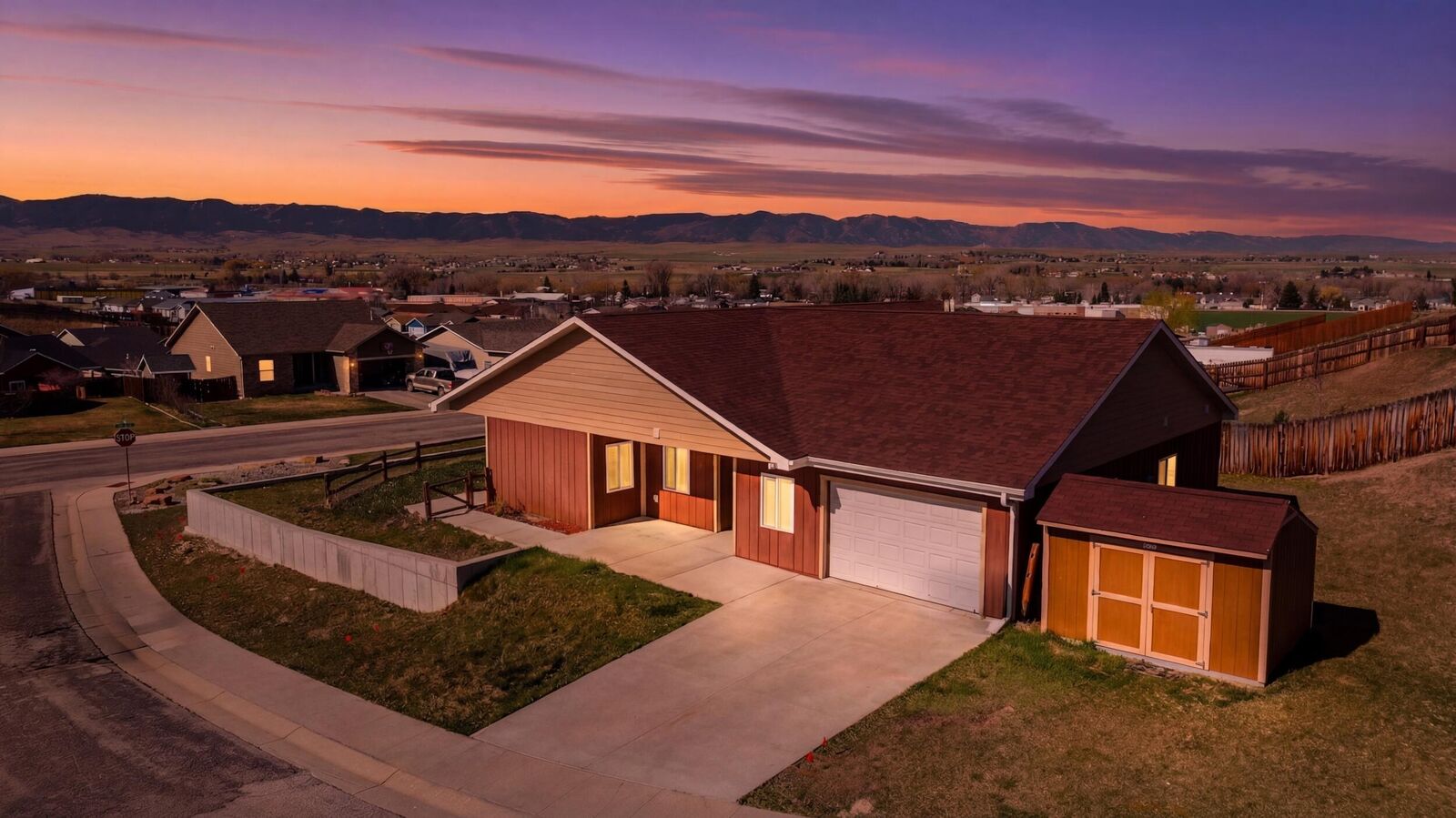 Property Photo:  1233 E Woodland Park Road  WY 82801 