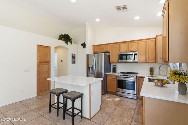 Property Photo:  9690 E Country Court  AZ 85749 