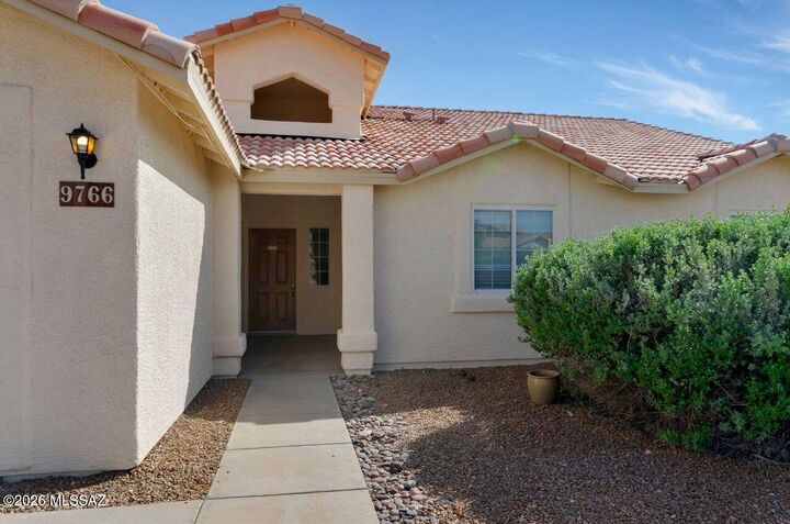 Property Photo: 9766 E Paseo San Ardo AZ 85747