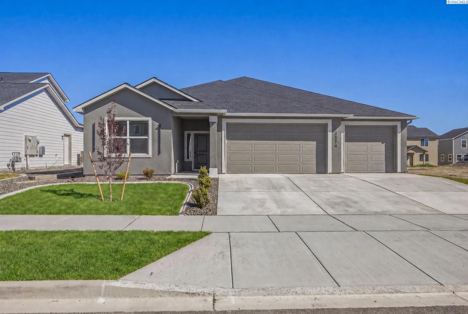 Property Photo:  3574 Morningside Parkway  WA 99352 
