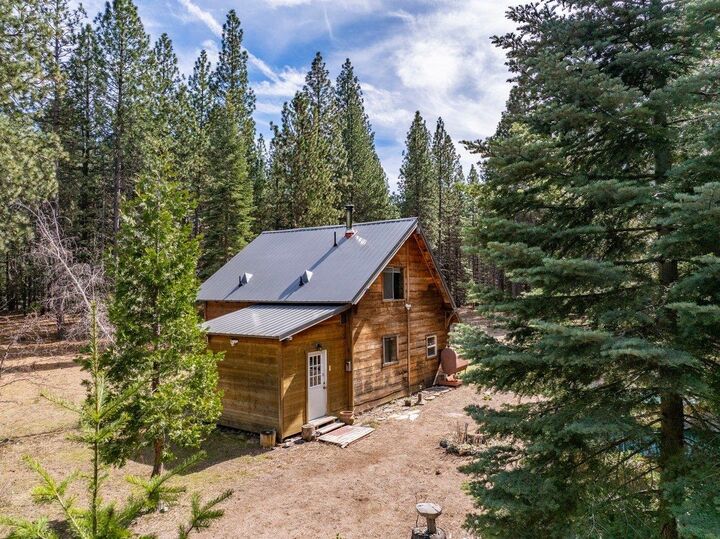 Property Photo:  6809 Linville Dr  CA 96094-9763 