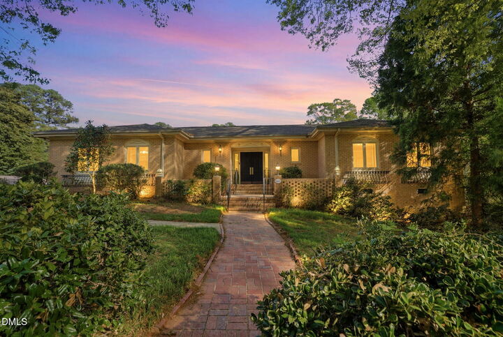 Property Photo:  2420 Tyson Street  NC 27612 