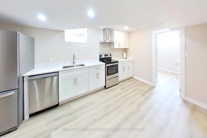 Property Photo:  910 Reeves Avenue Lower Unit  ON N6G 0G9 