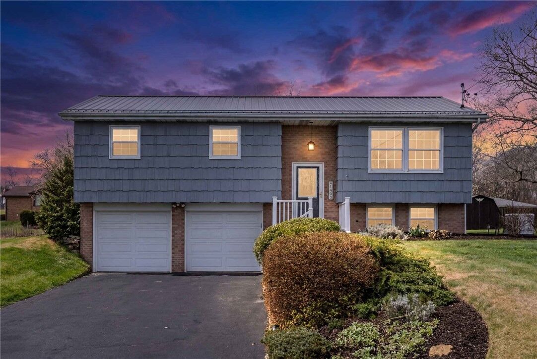 Property Photo:  1403 2nd Ave  PA 15009 