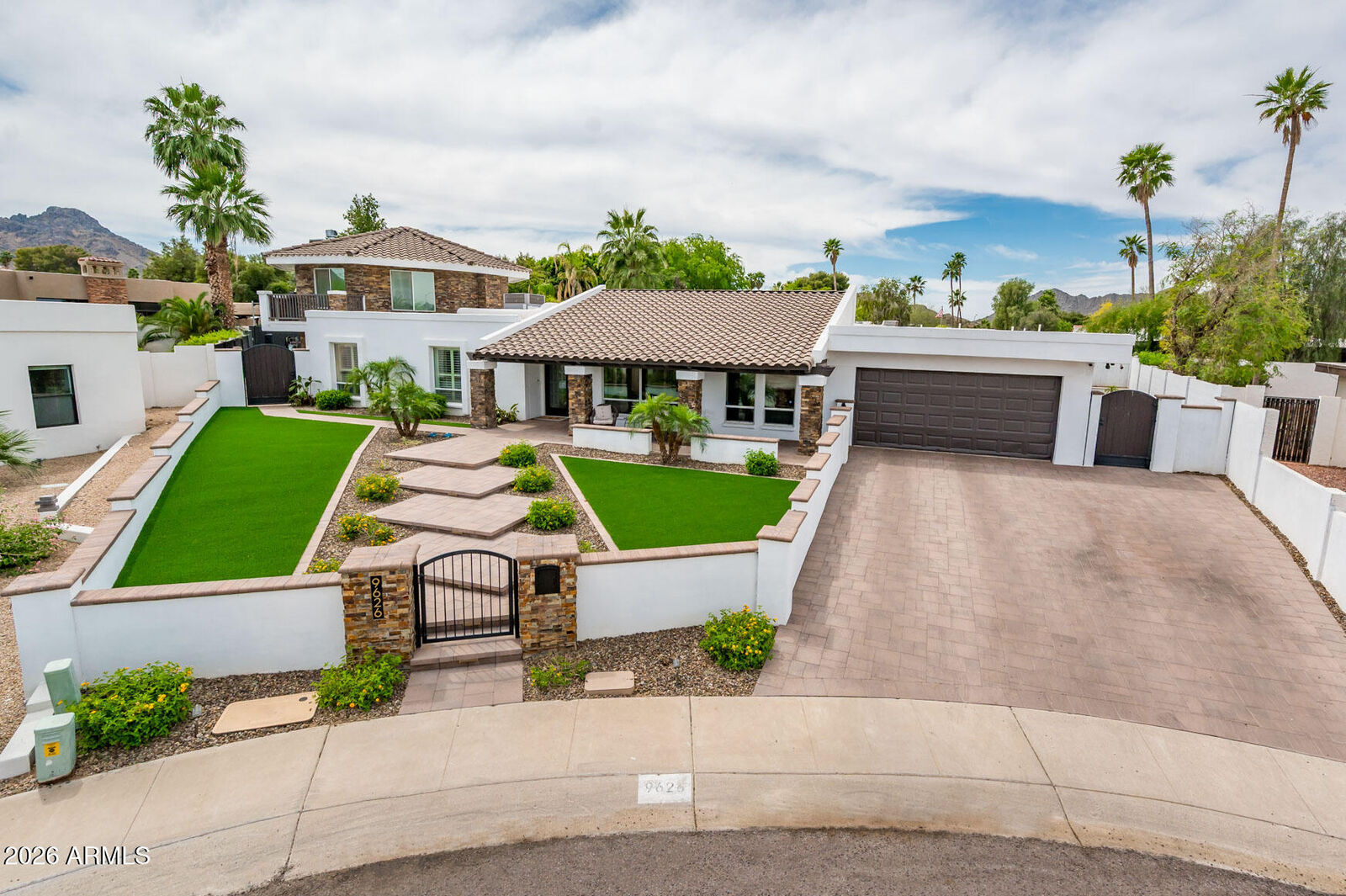 Property Photo:  9626 N 33rd Street  AZ 85028 