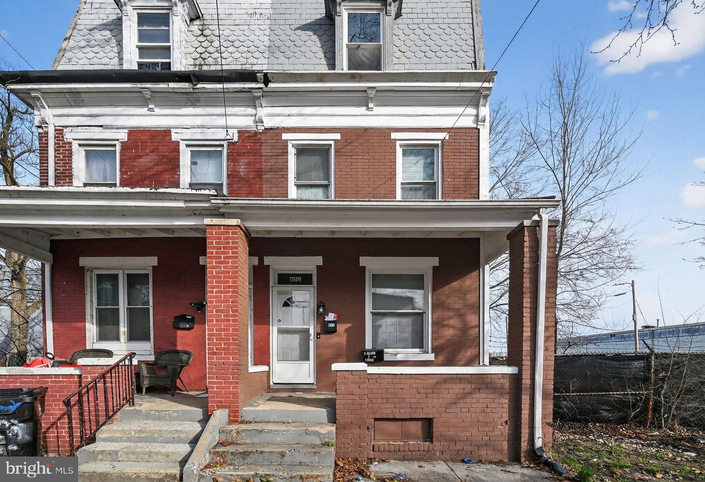 Property Photo:  652 Emerald Street  PA 17110 