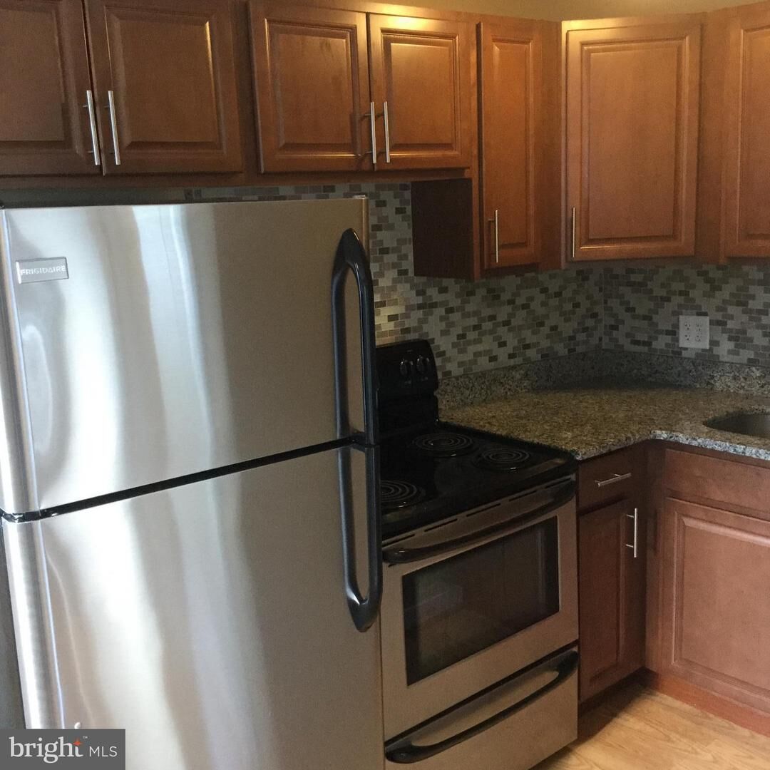 Property Photo: 1725 Light Street 2nd Floor MD 21230