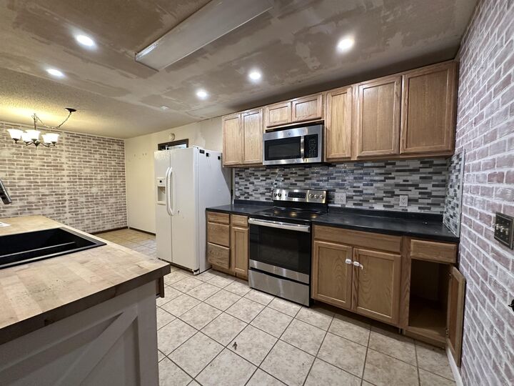 Property Photo:  229 Alexander Drive  AR 72653 