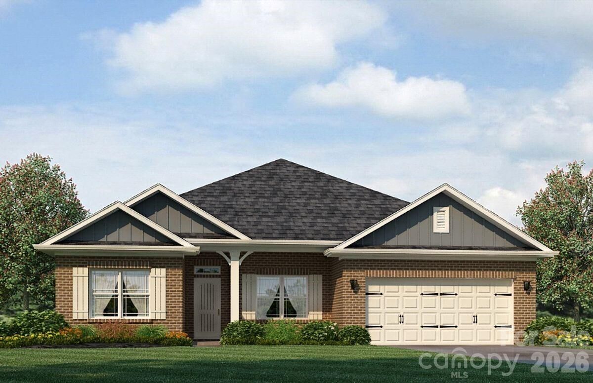 Property Photo: 1007 Penarth Court 18 NC 28609