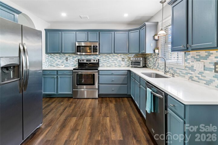 Property Photo:  124 E Iowa Avenue  NC 28016 