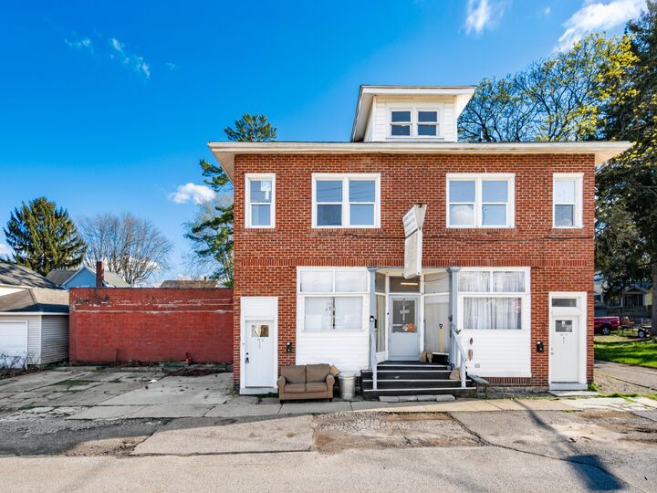 Property Photo:  645 Indiana Avenue  OH 43302 