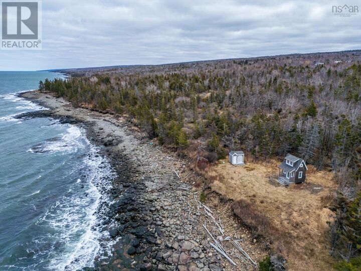 Shore Road — photo 1