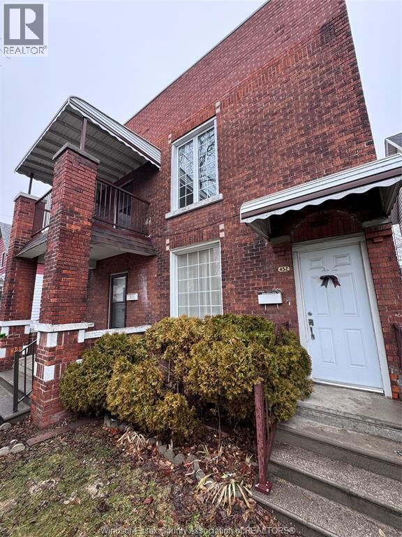 Property Photo:  454 Vera Place  ON N9A 5W3 