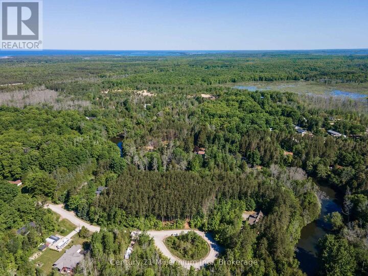 Property Photo:  46 Riverside Place  ON N0H 2G0 