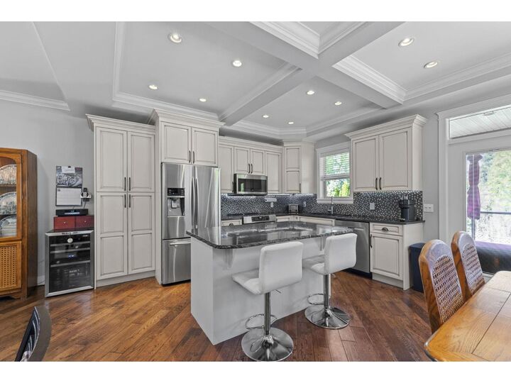 Photo de la propriété:  9603 St. David Street  BC V2P 5B5 