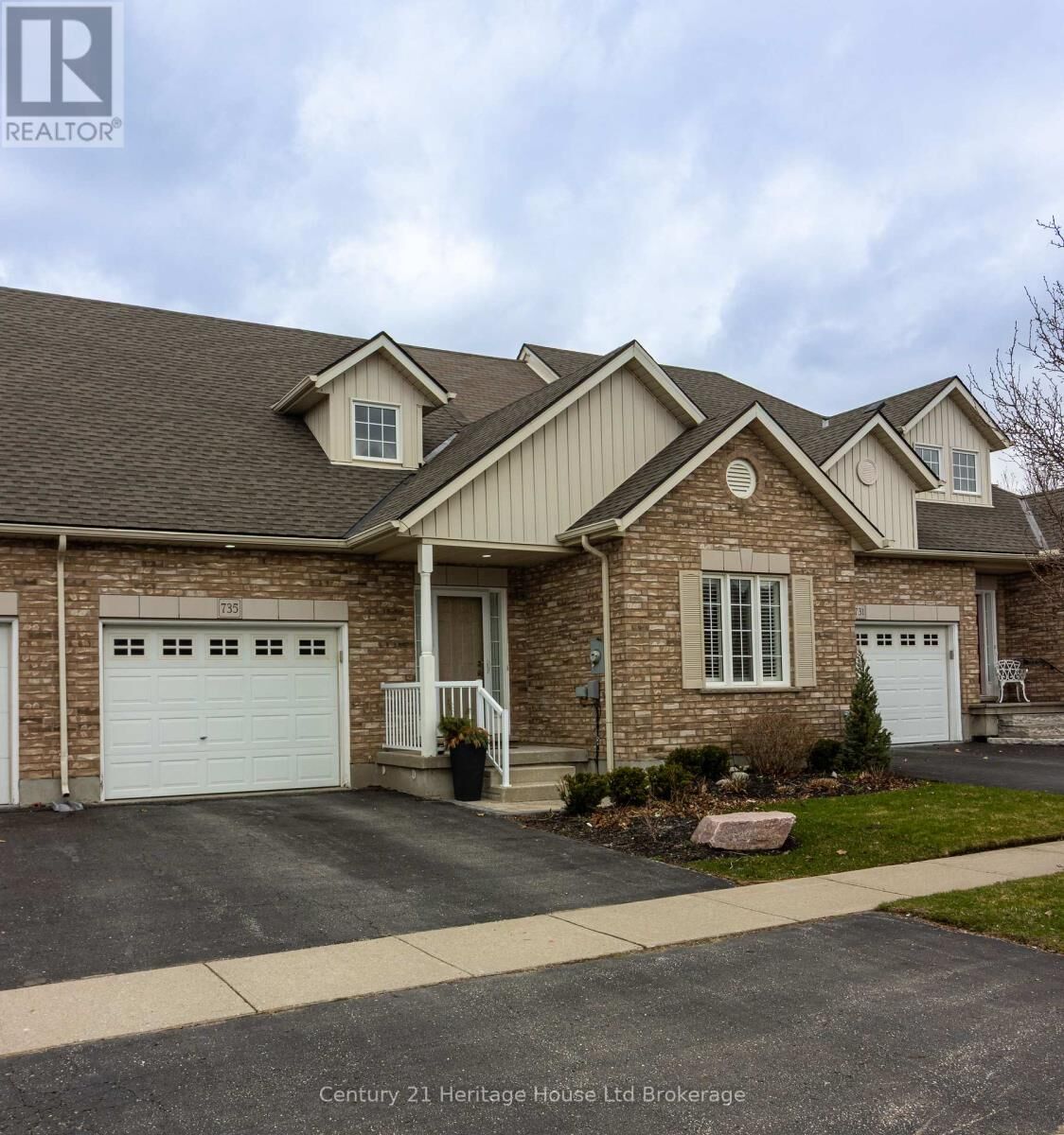 Photo de la propriété:  735 Garden Court Crescent  ON N4T 0A2 