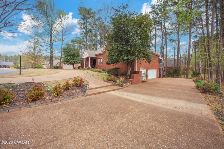 Property Photo:  16 Fields Chase  TN 38305 
