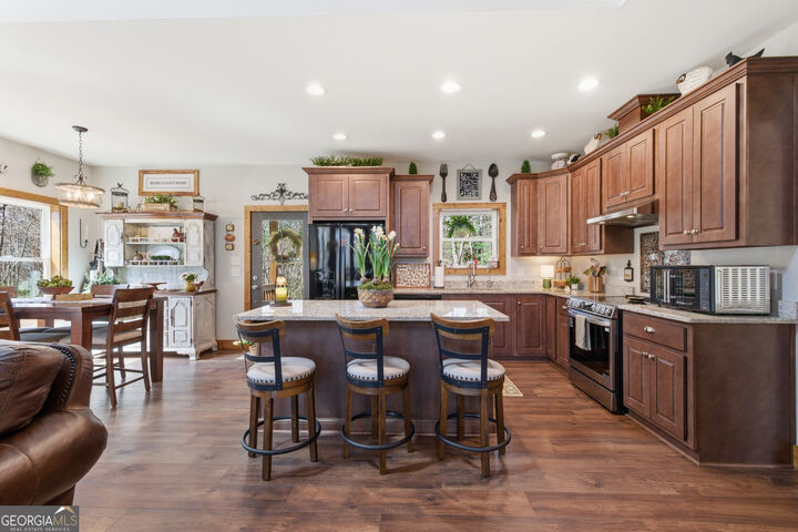 Property Photo:  753 Pit Road  GA 30512 