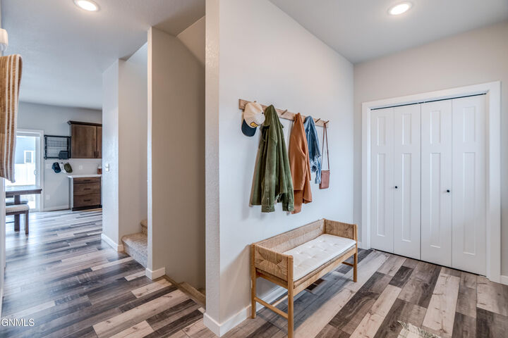 Property Photo:  4130 Steel Place  ND 58503 