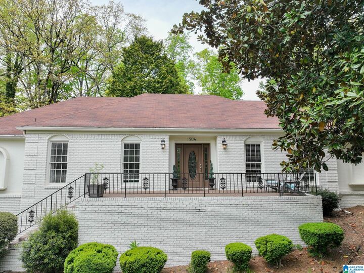 Property Photo: 504 Lance Way AL 35206