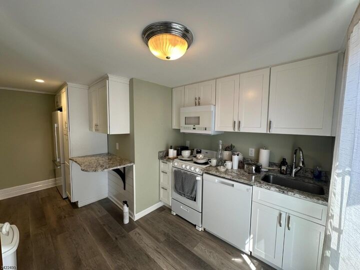 Property Photo:  27 Center St  NJ 08809 