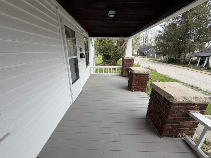 Property Photo:  1026 W 7th Street  IN 47404-3650 