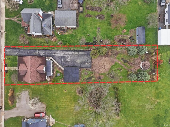 Property Photo: 312 S Water Street IN 46773-9316