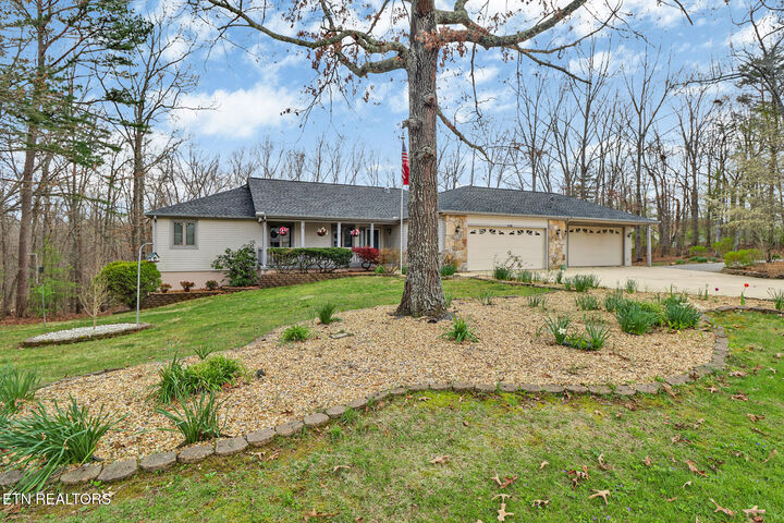 Property Photo:  110 Bradford Lane  TN 38558 