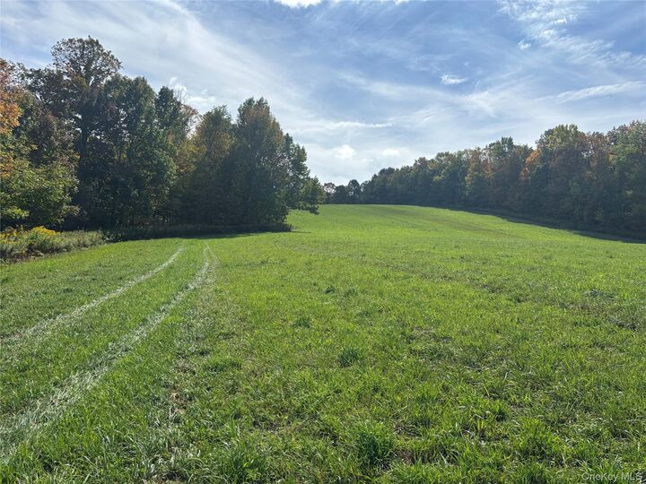 Property Photo:  413 Middlefield Road  NY 13326 