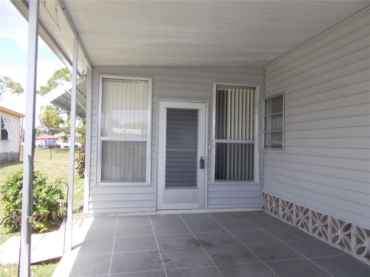 Property Photo:  5580 Holiday Park Boulevard  FL 34287 