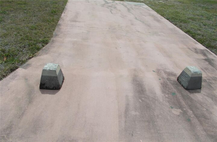 Property Photo:  6759 Neighborly Court  FL 34287 