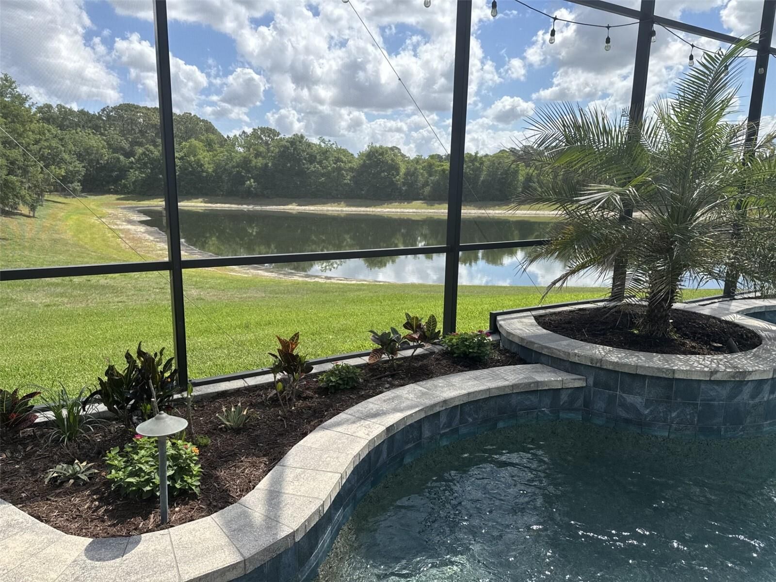 Property Photo:  385 Maya Street  FL 32746 