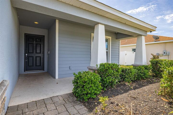Property Photo:  2060 Ashboro Place  FL 33830 