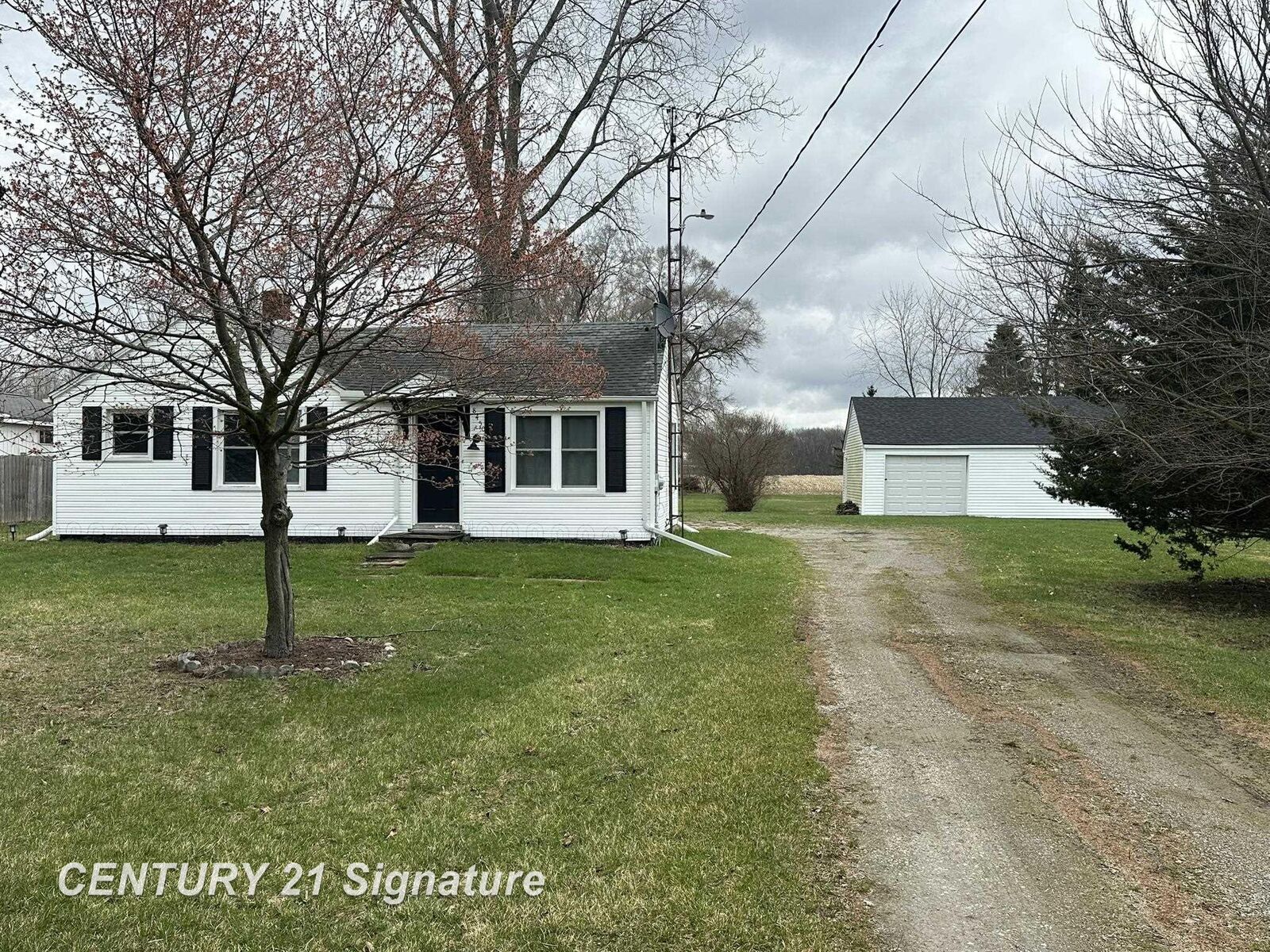 Property Photo:  8450 N Genesee Road  MI 48458 