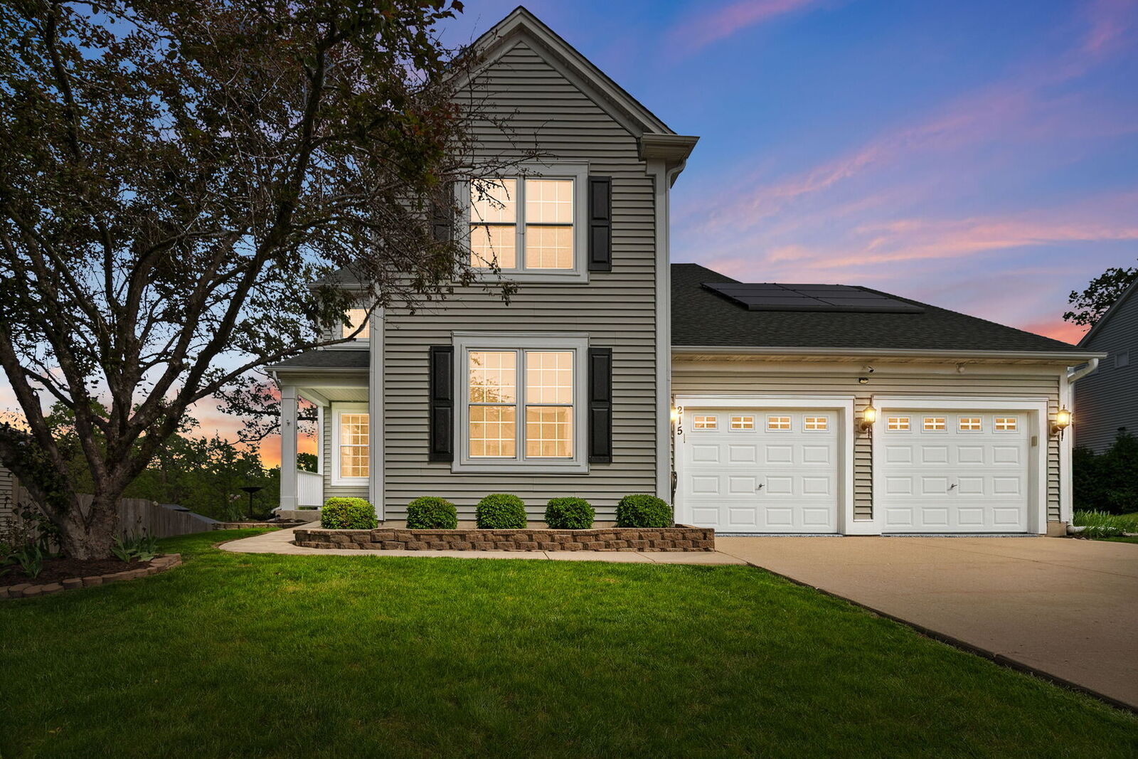 Property Photo:  215 S Winthrop Drive  IL 60073 