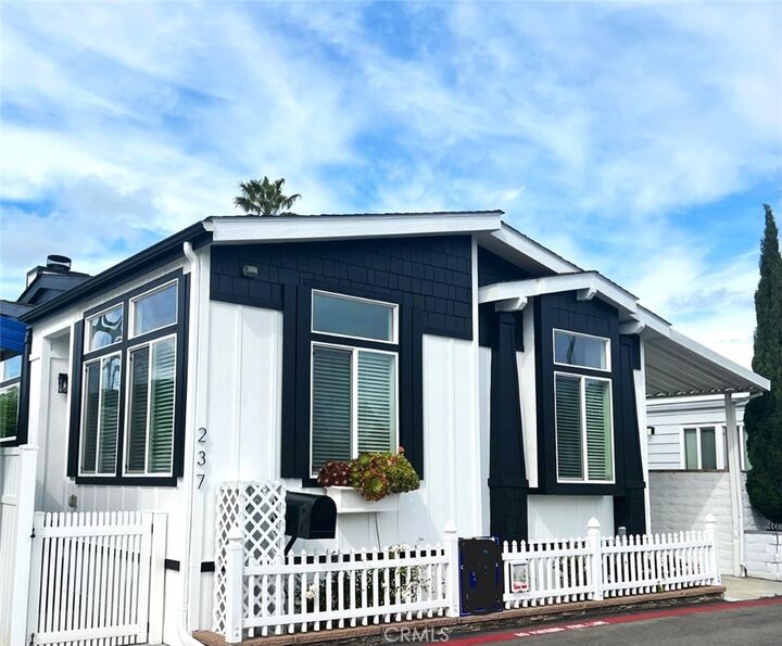 Property Photo: 237 Plymouth Avenue CA 92660