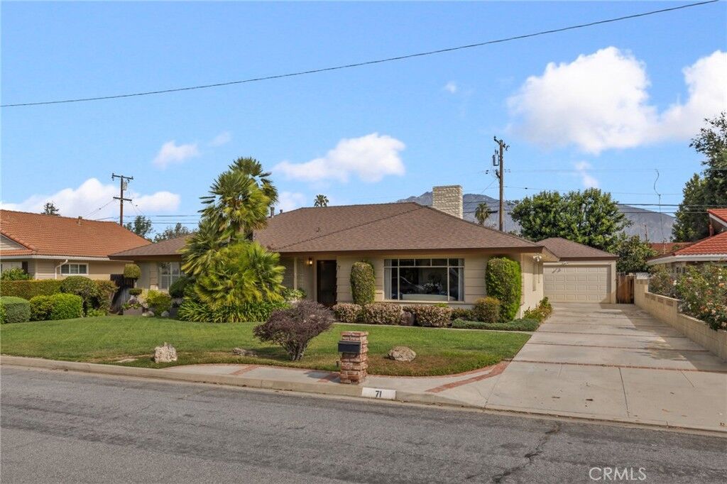 Property Photo: 71 W Santa Anita Terrace CA 91007