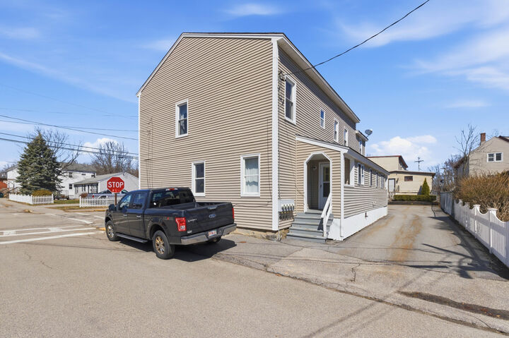 Property Photo:  13 Western Avenue  ME 04005 