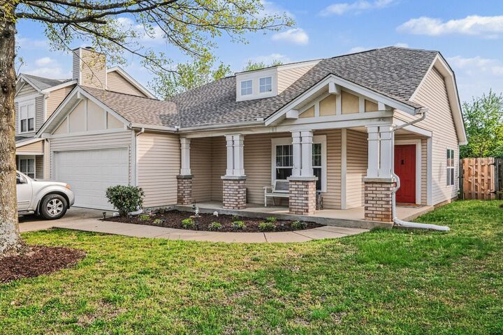 Property Photo:  1736 Stone Hollow Ct  TN 37076 