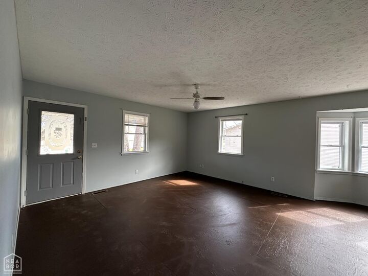 Property Photo: 502 Walnut Street AR 72634