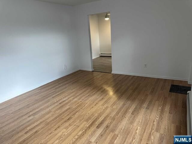 Property Photo:  41 Kipp Avenue 1  NJ 07407 
