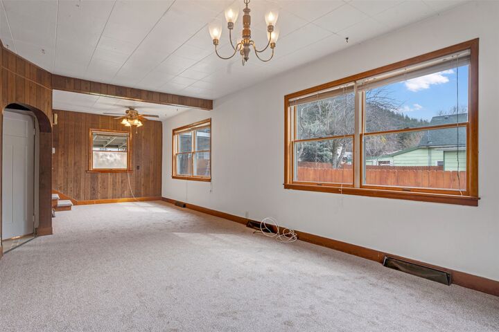 Property Photo:  142 Railroad Avenue  MT 59820 