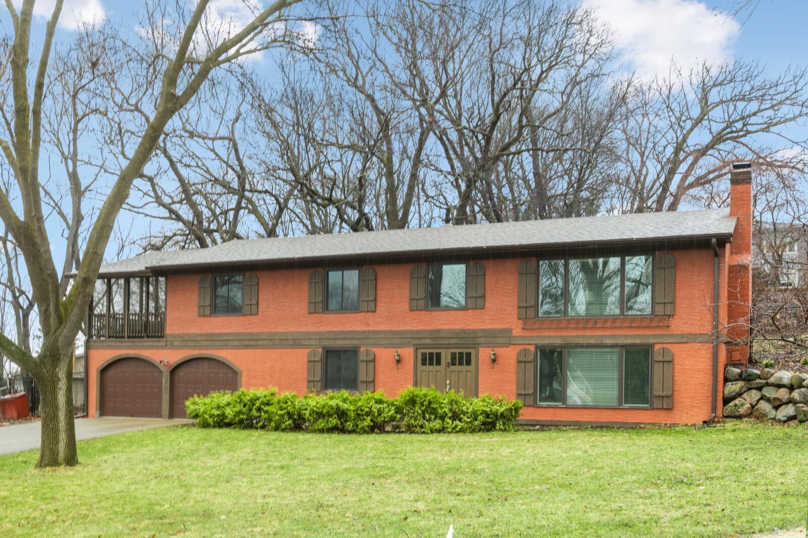 Property Photo:  1533 Clare Lane  MN 55391 