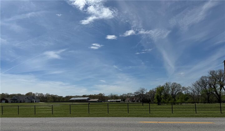 Property Photo:  N 2nd Street  AR 72756 