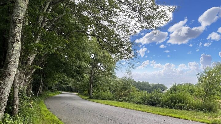 Property Photo:  9B Bell Rd  MA 01535 