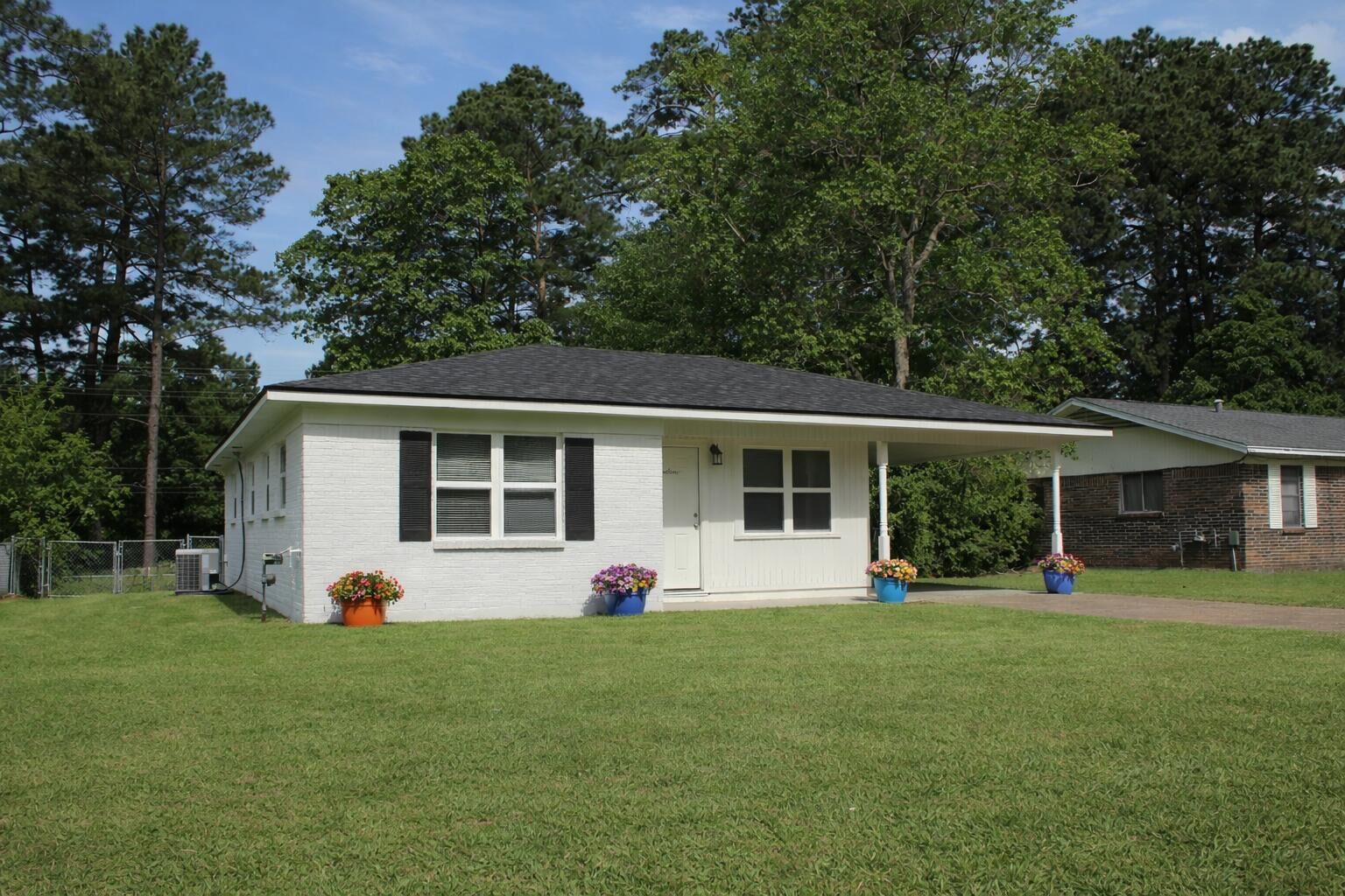 Property Photo:  317 Ivy  LA 71461 