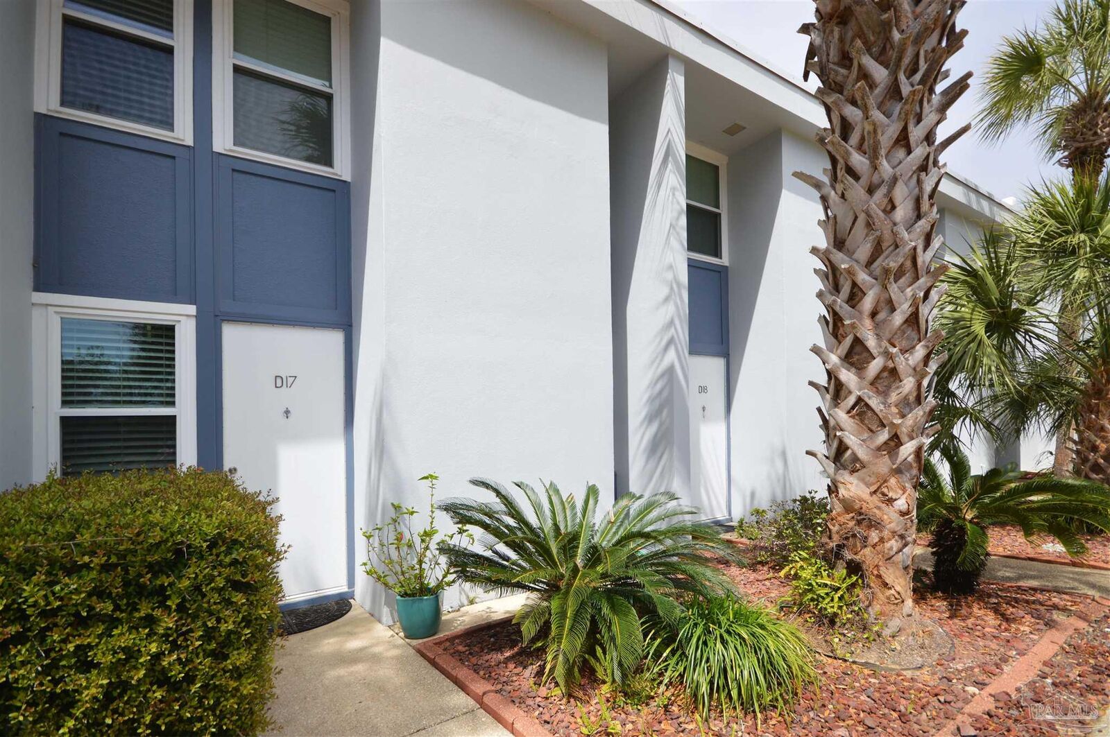 Property Photo:  201 Pensacola Beach Rd D17  FL 32561 